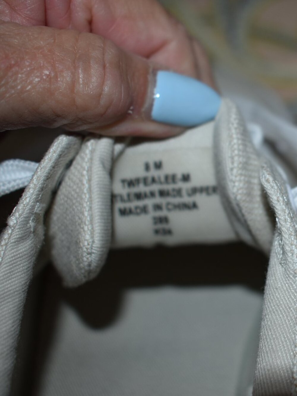 shoes - Picture 5 of 5